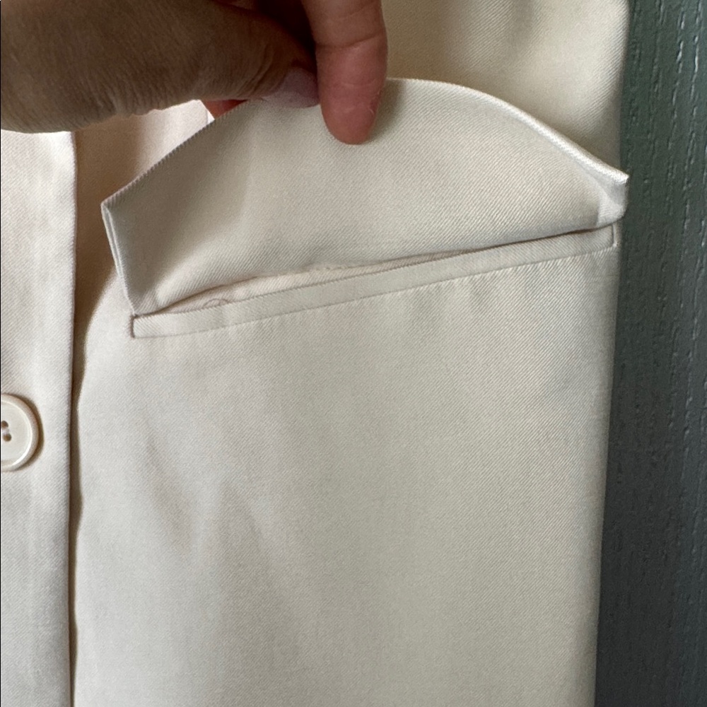 Open Edit Cream Sleeveless Blazer Vest - Picture 2 of 4